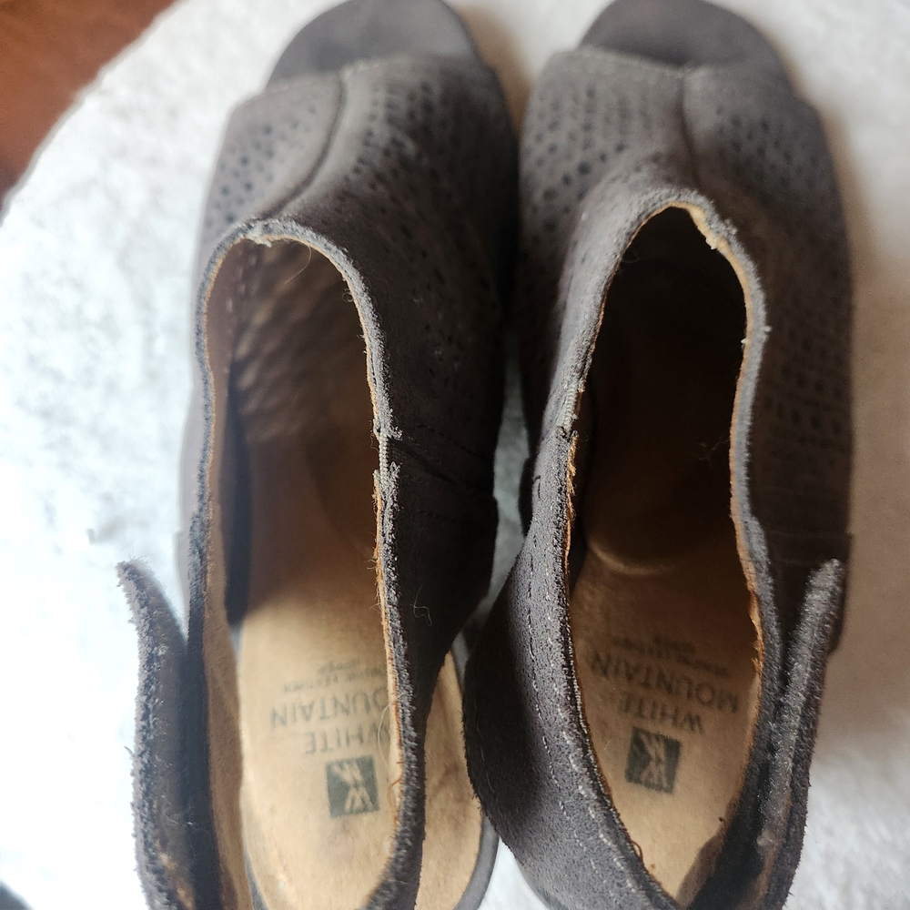 White Mountain Lorna Leather Peep Toe Sandals In Gray Size 8M - Picture 7 of 8
